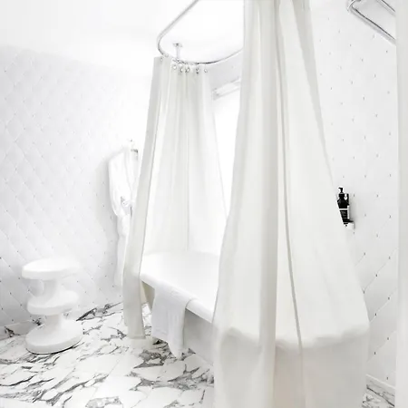Thoumieux Hotel 4*