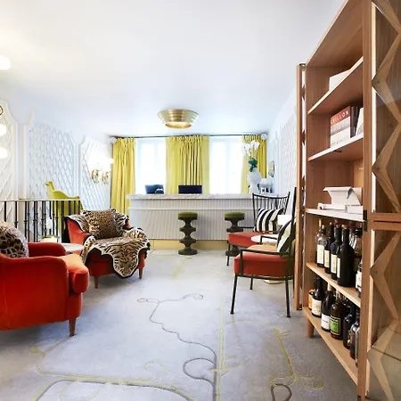 Hotel Thoumieux 4*