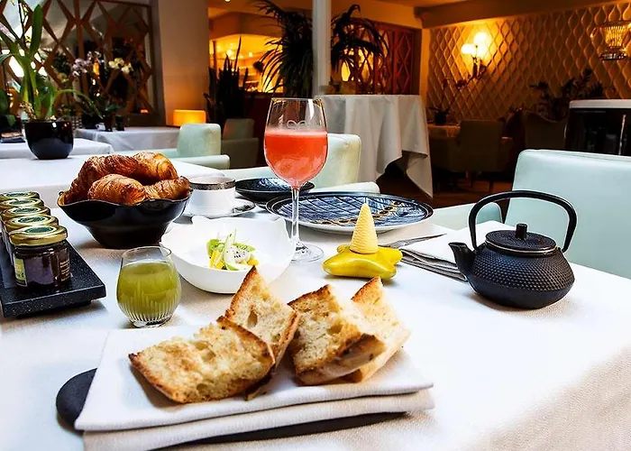 Thoumieux Отель