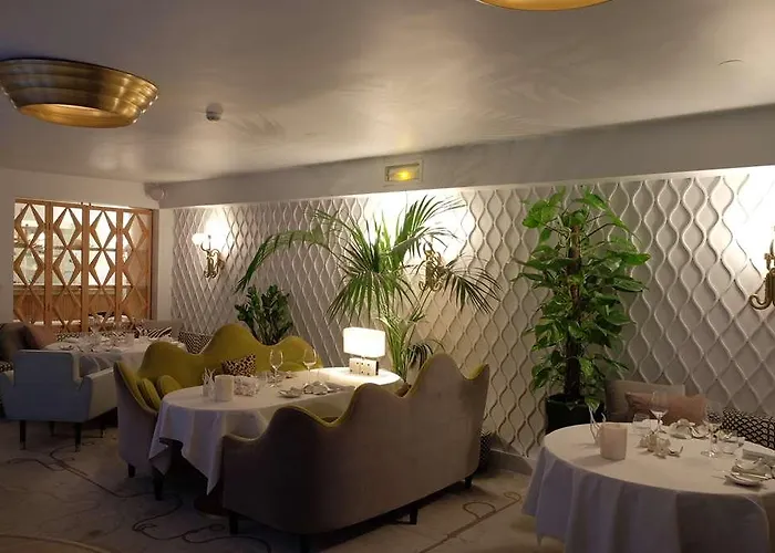 Thoumieux Отель Париж