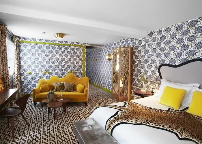 Thoumieux Отель Париж