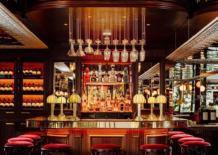 Отель Thoumieux 4*