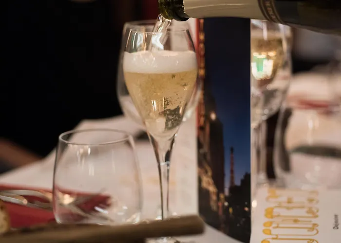 Отель Thoumieux 4*