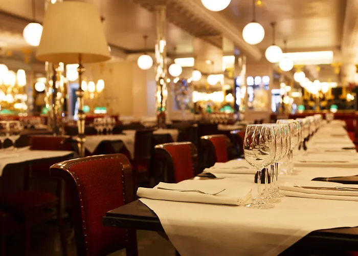 Отель Thoumieux 4*