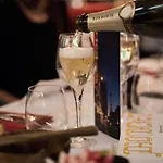 Отель Thoumieux 4*