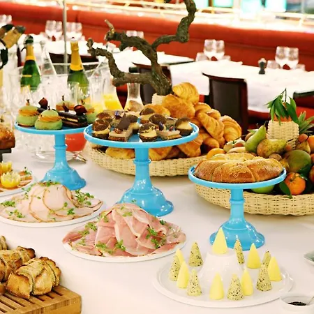 Thoumieux Hotell